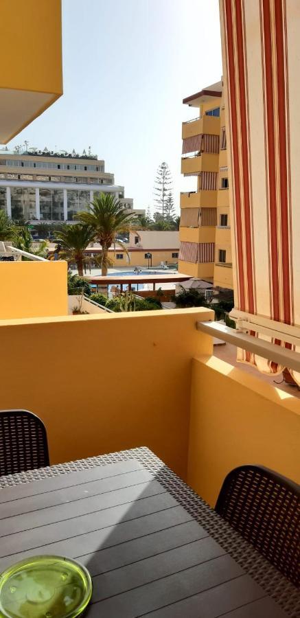 Luminoso Y Bonito Con Piscina En Frente Del Mar Apartamento Los Cristianos (Tenerife)